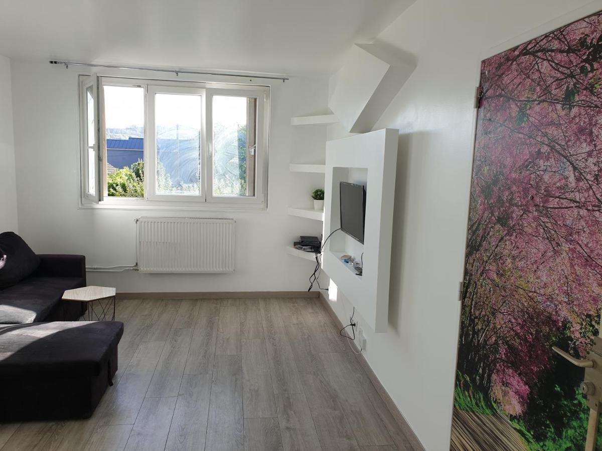 Appartement Ensoleille Palaiseau Eksteriør billede